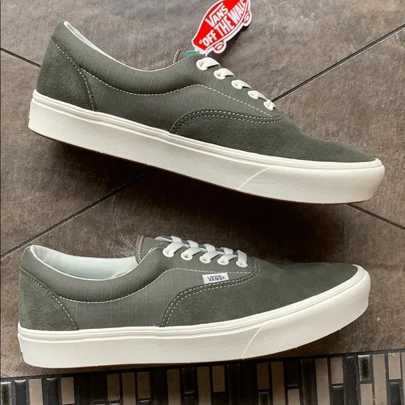 VANS COMFYCUSH ERA RIPSTOP FORESTNIGHTDRPLF WMNS