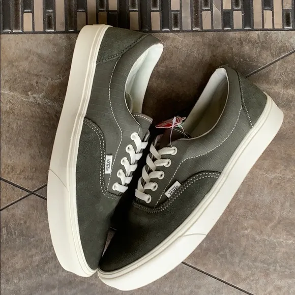 VANS COMFYCUSH ERA RIPSTOP FORESTNIGHTDRPLF WMNS