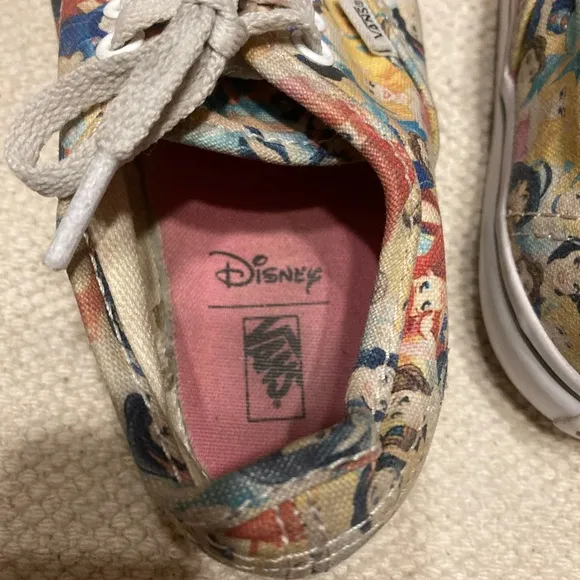 Vans Disney Princess Lace Up Low Sneakers Toddlers Size 9