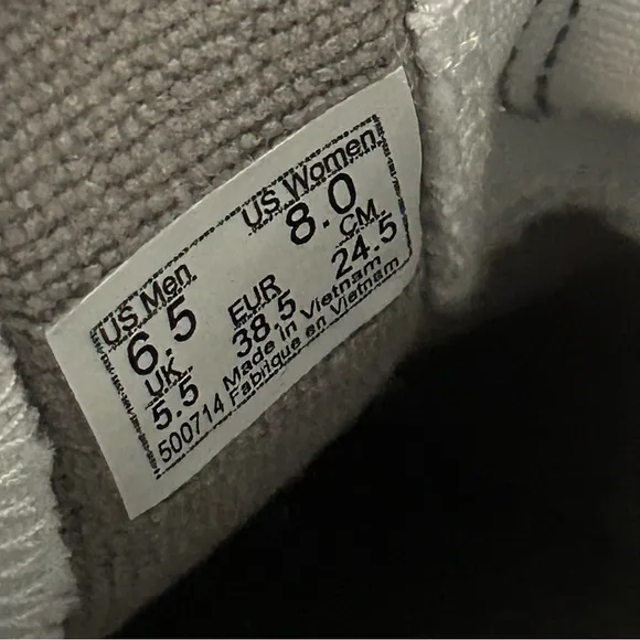 VANS gray suede slip on shoes sneakers women’s 8 new