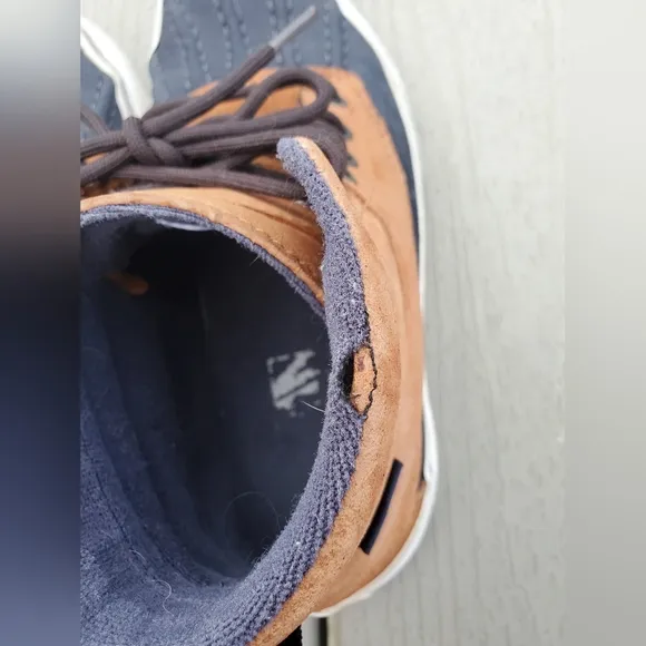 Vans | M5.5/W7 | Brown/Navy Sk8-Hi Del Pato MTE Winter Duck Sneakerboots