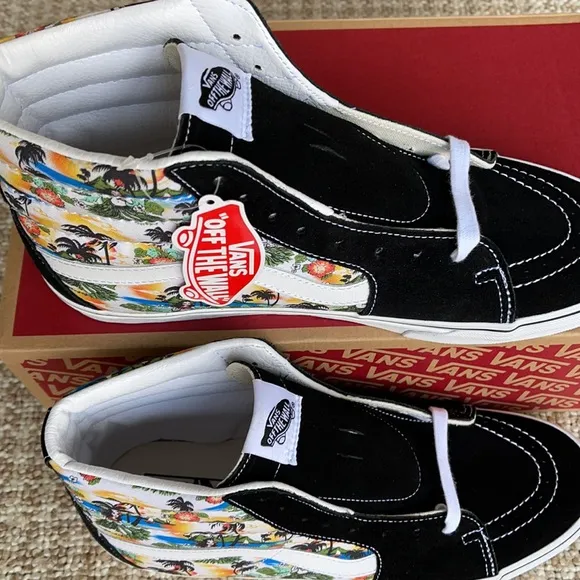 Vans Men’s Sk8-Hi ALOHA Black/True White Sneakers