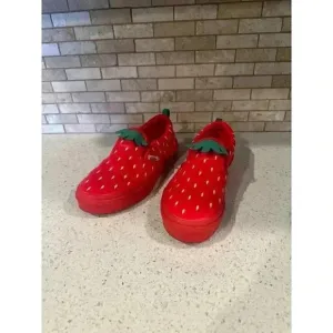 VANS Off the Wall Strawberry Shoes Classic Slip-On Kids