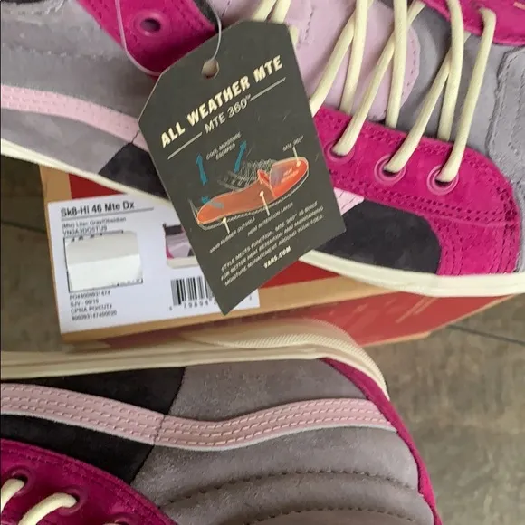 ••VANS Sk8-Hi 46 Mte Dx Mte Lilac Grey/Obsidian WM