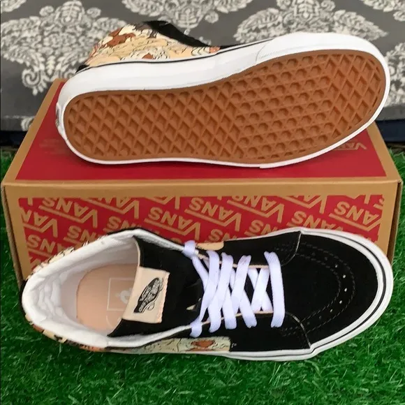 VANS SK8-Hi Breast Cancer Ldiestrwht WMNS
