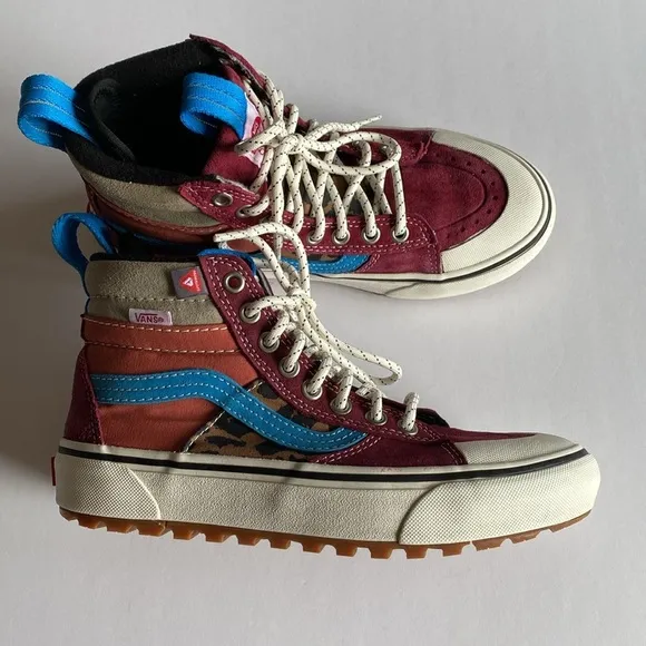 Vans Sk8-hi MTE 2 all weather lace up boot shoes Sz 6.5 women’s maroon cheetah