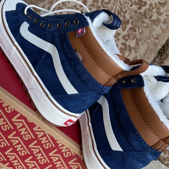 Vans Sk8-Hi Mte 2.0 Dx Dress Blues/Marshmallow WM