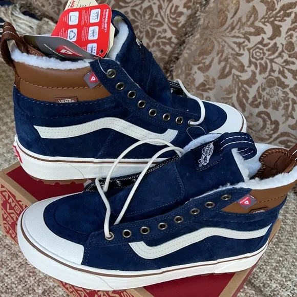 Vans Sk8-Hi Mte 2.0 Dx Dress Blues/Marshmallow WM