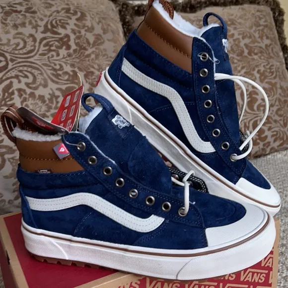 Vans Sk8-Hi Mte 2.0 Dx Dress Blues/Marshmallow WM