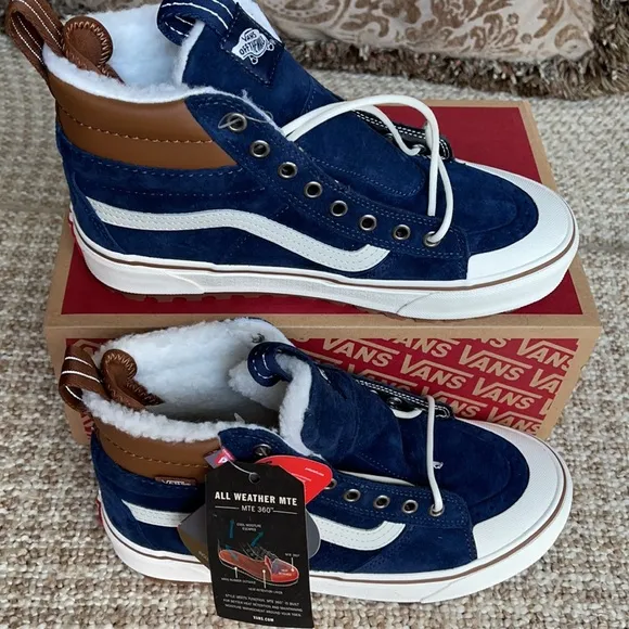 Vans Sk8-Hi Mte 2.0 Dx Dress Blues/Marshmallow WM