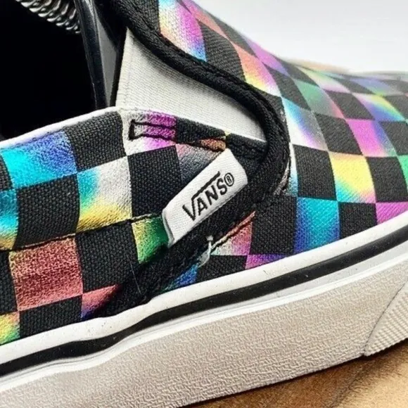 Vans slip on iridescent check black tru white kids NWT HTF!