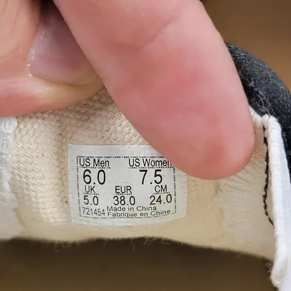 VANS Spirit Classic Slip-On Shoes Womens 7.5