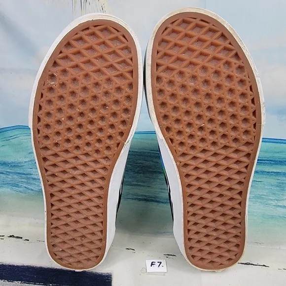 VANS Spirit Classic Slip-On Shoes Womens 7.5