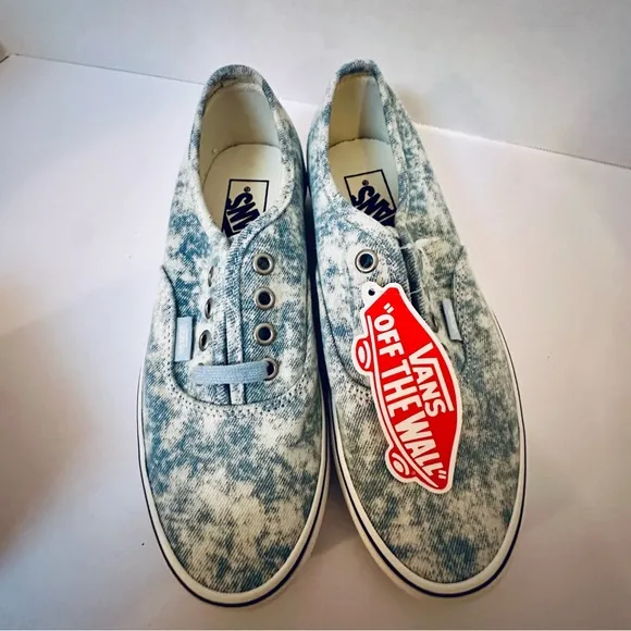 VANS Tennis Shoes Denim Destroy Winter Sky Low Top Sz 6 Men’s 7.5 Women’s NWBox