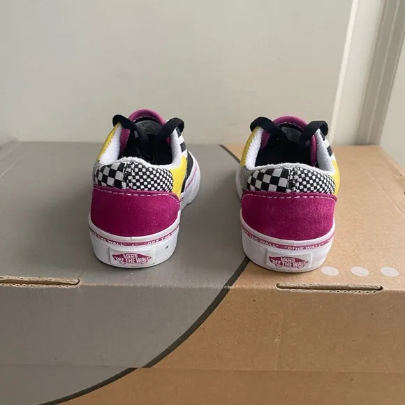 Vans Toddler Sneakers - SZ 5 C