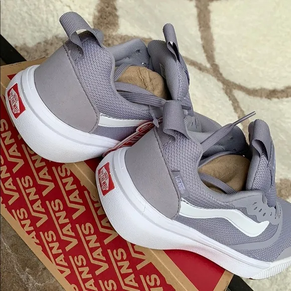 VANS ULTRARANGE RAPIDW LILAC GREY/TRUE WHITE WMNS