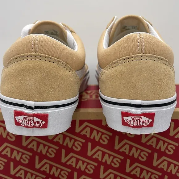 Vans WMNS Beige White Sneakers Old SkoolColor Theory Honey PeachVN0007NTBLP