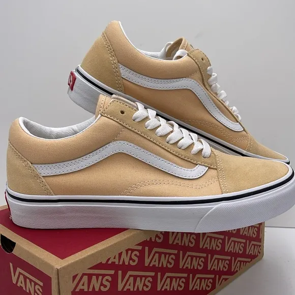 Vans WMNS Beige White Sneakers Old SkoolColor Theory Honey PeachVN0007NTBLP