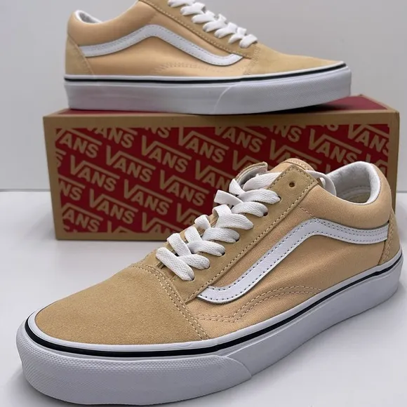 Vans WMNS Beige White Sneakers Old SkoolColor Theory Honey PeachVN0007NTBLP