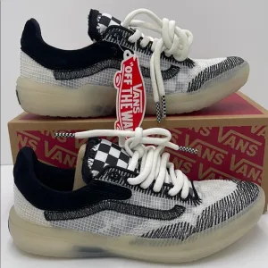 Vans WMNS Ultimatewaffle Checkers White/BlackVN0007NJYB2 Sneakers