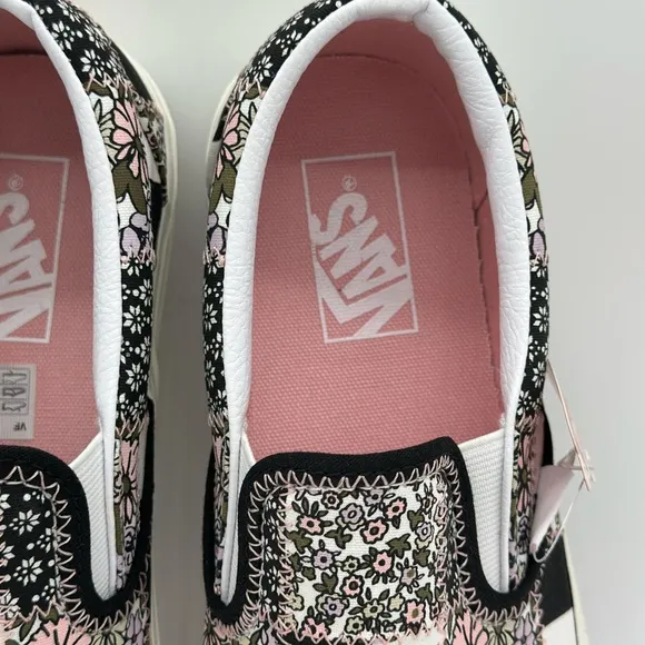 Vans Women's Floral Checkered Slip-On Shoes - Black and Pink