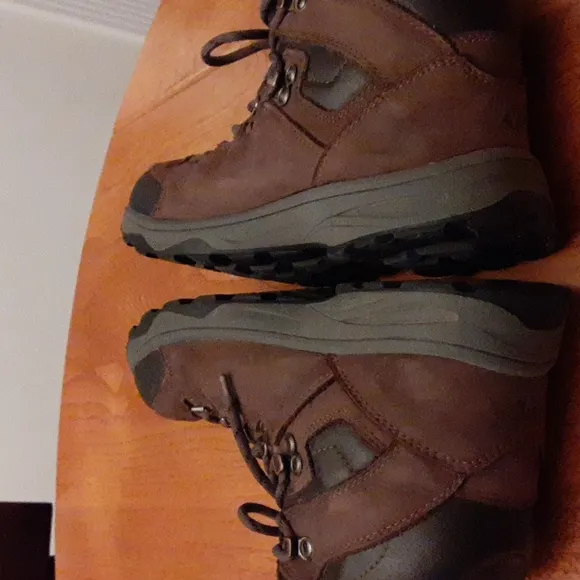 Vasque  Goretex Brown Waterproof Hiking Boots Children Sz 6