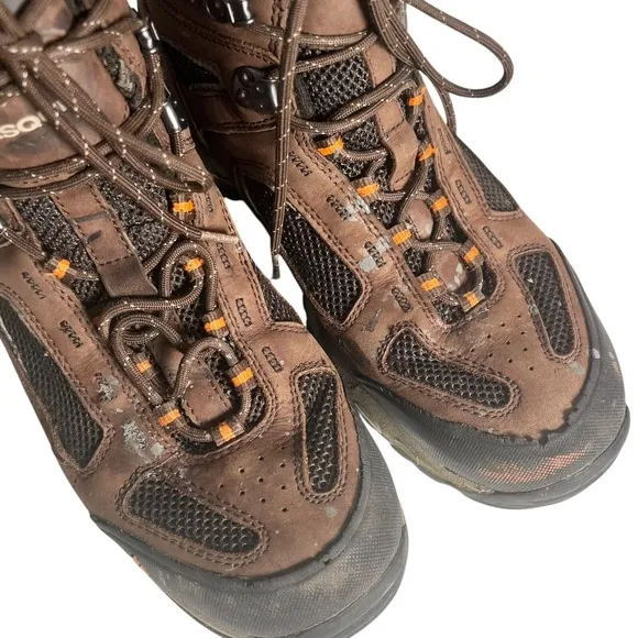 Vasque Hiking Boots Mens 11 M GTX Waterproof 7482 Brown Classic Trail Work Ankle