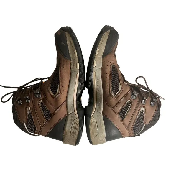 Vasque Hiking Boots Mens 11 M GTX Waterproof 7482 Brown Classic Trail Work Ankle