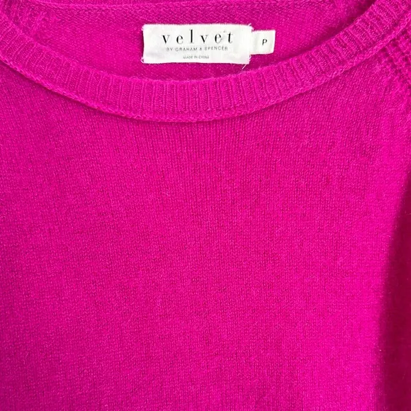 Velvet by Graham &amp; Spencer 100% Cashmere Sweater Fuchsia Purple Small Petite