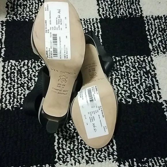 Via Spiga 4 inch heels size  6