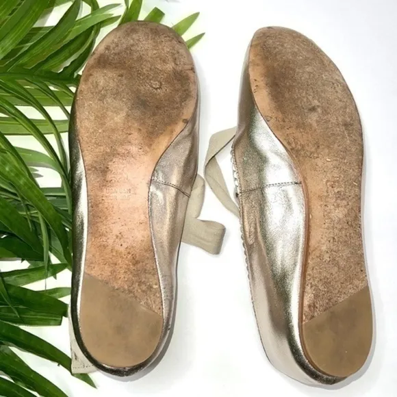 VIA SPIGA Leather Platinum Metallic Ballet Flats Size 8.5M