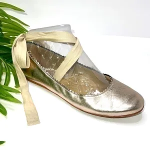 VIA SPIGA Leather Platinum Metallic Ballet Flats Size 8.5M
