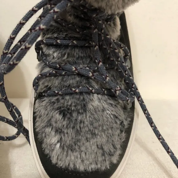 Victoria Antracita Suede Leather Boots