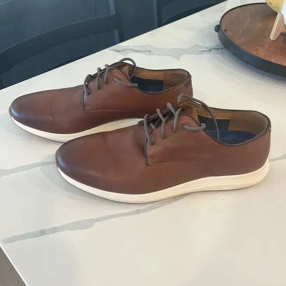 Vince Camuto Leather Shoes Ehen Mens Size 9.5M Casual Dress Oxford Brown EUC