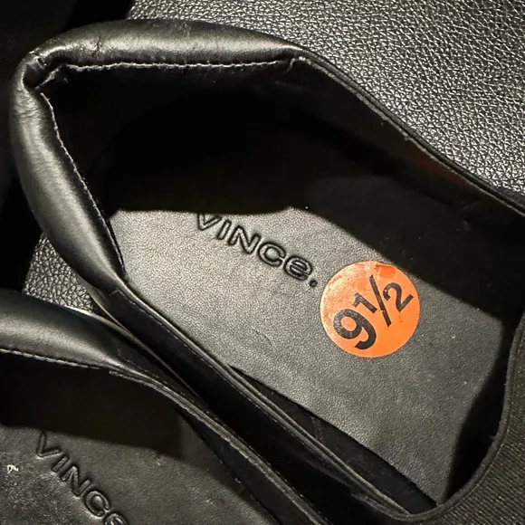VINCE CORBIN LEATHER Black Slip-On Shoes 9.5