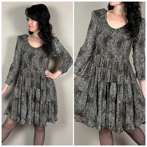 Vintage 1990s Animal Print Long Sleeve Babydoll Mini Dress