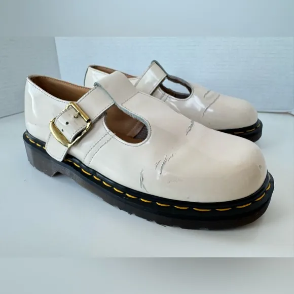 Vintage 90s Dr. Martens Beige Patent Mary Jane T-Bar Buckle Shoes ENGLAND 6 UK