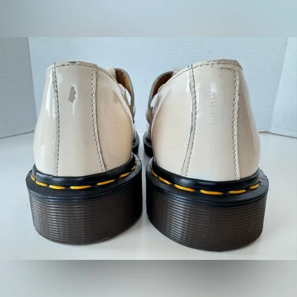 Vintage 90s Dr. Martens Beige Patent Mary Jane T-Bar Buckle Shoes ENGLAND 6 UK