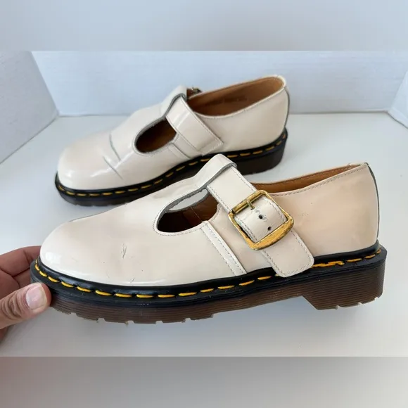 Vintage 90s Dr. Martens Beige Patent Mary Jane T-Bar Buckle Shoes ENGLAND 6 UK
