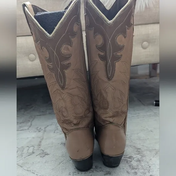 Vintage Capezie Cowgirl Boots Size 7