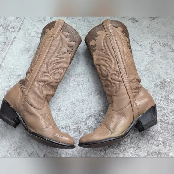 Vintage Capezie Cowgirl Boots Size 7