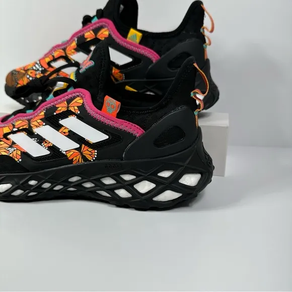 WEB BOOST DAY OF THE DEAD MENS RUNNING SHOE PRIMEKNIT MONARCH BUTTERFLIES ORANGE