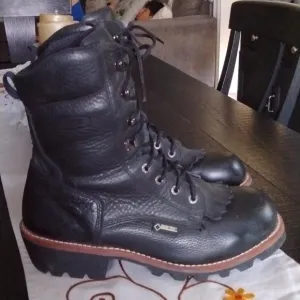 WOLVERINE WORK BOOTS OIL RESISTANT