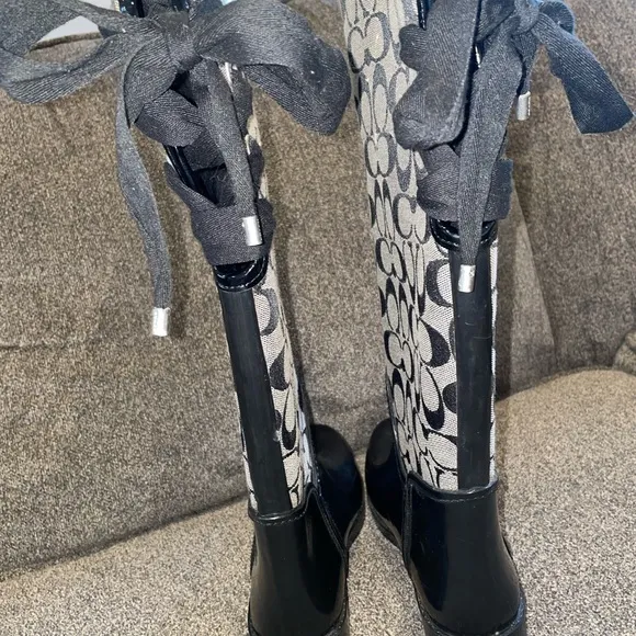 Womans new Coach black rain boots size 5.5/6 us 36 eur