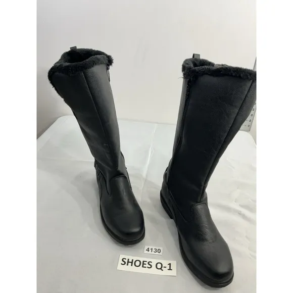 Womans Totes Evelyn2 Winter Riding Boots 11 M Full Zip Lined Buckle Accent NWOT