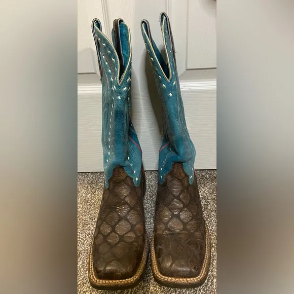 WOMENS ARIAT 8.5B TURQUOISE BUCK STITCHED CALLAHAN ROPER COWBOY BOOTS 10021665