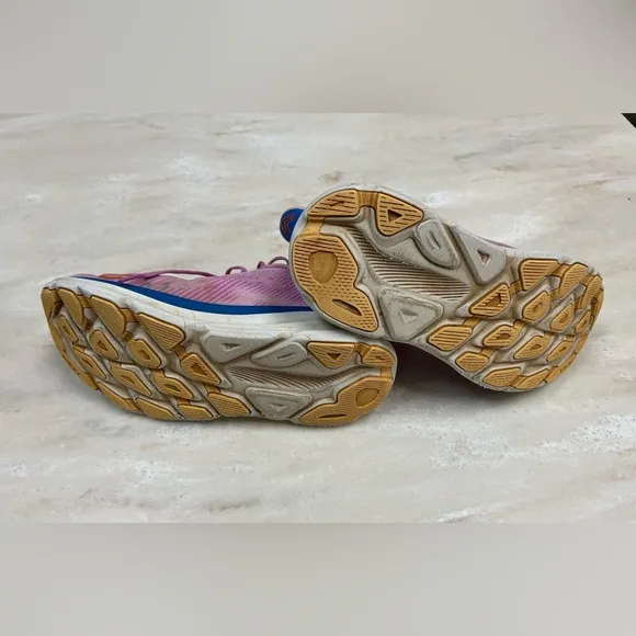 Women's Hoka Clifton 9 Running Shoes