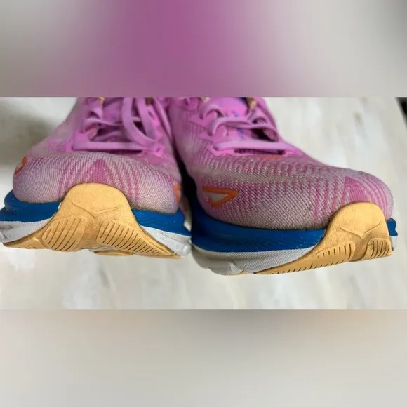 Women's Hoka Clifton 9 Running Shoes