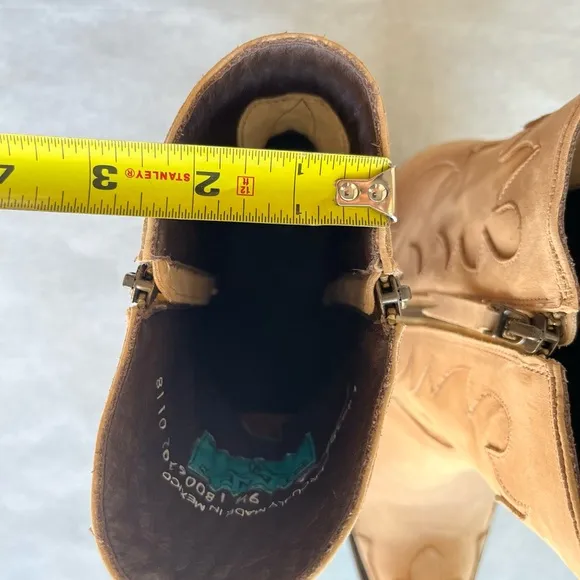 Women's Lane Bone Firestone Cowgirl Shortie Ankle Boots Women’s size 9.5