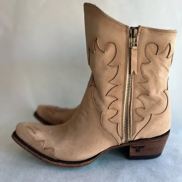 Women's Lane Bone Firestone Cowgirl Shortie Ankle Boots Women’s size 9.5